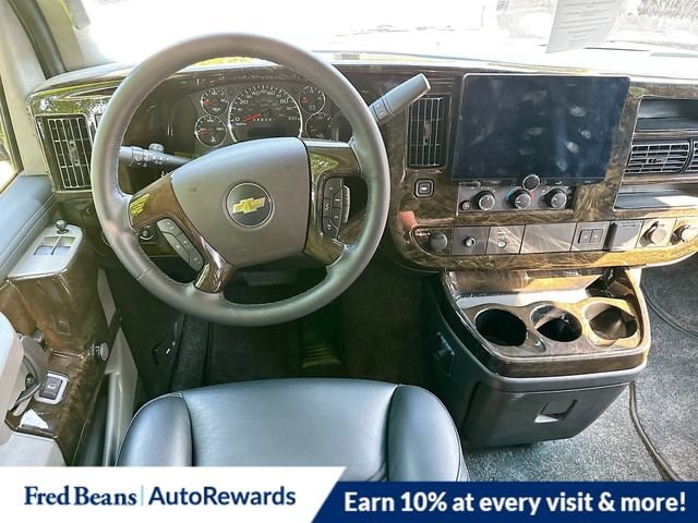 2026 Chevrolet Express Cargo Work Van - Photo 19