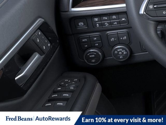 2026 Chevrolet Suburban Premier - Photo 22