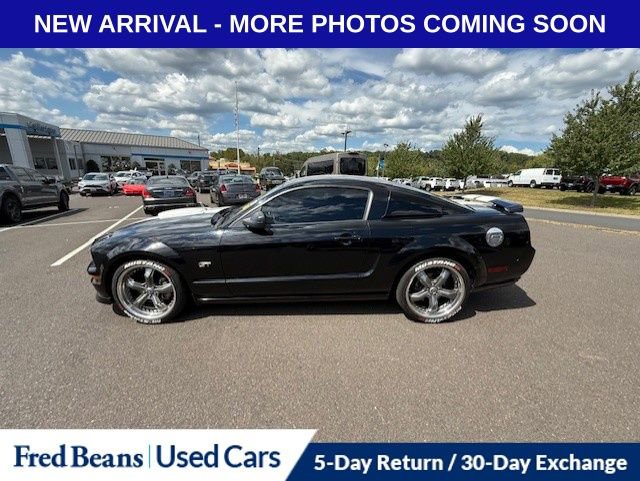 2007 Ford Mustang GT Deluxe photo 4