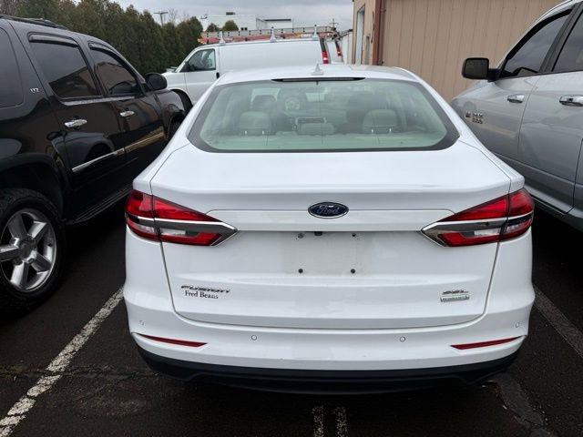 2019 Ford Fusion SEL photo 3