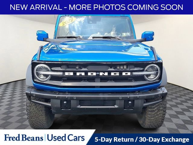 2022 Ford Bronco Outer Banks photo 2