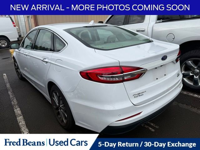 2019 Ford Fusion SEL photo 4