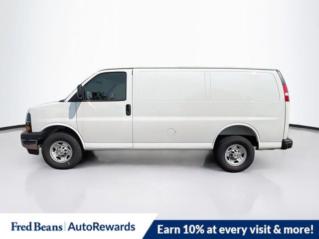 2025 Chevrolet Express Cargo Work Van - Photo 3