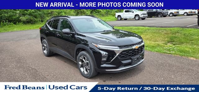 2025 Chevrolet Trax LT's photo