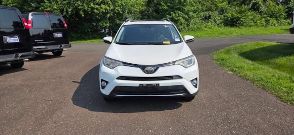 Used 2018 Toyota RAV4 XLE SUV