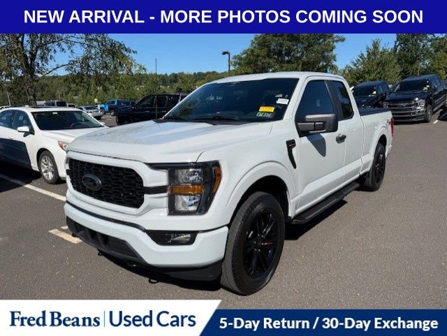 2023 Ford F-150 XL photo 2