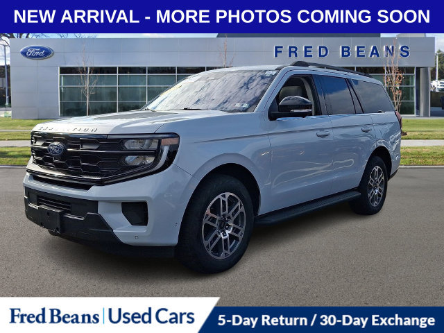 Used 2025 Ford Expedition Active
