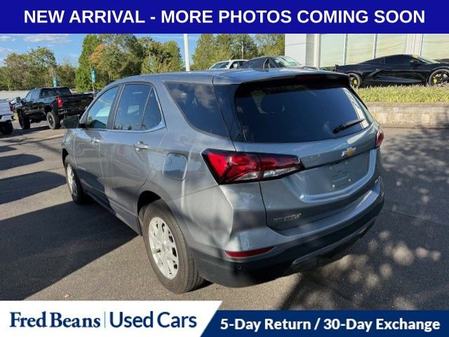 2024 Chevrolet Equinox LT photo 2