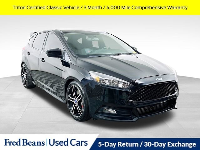 2018 Ford Focus Hatch ST's photo