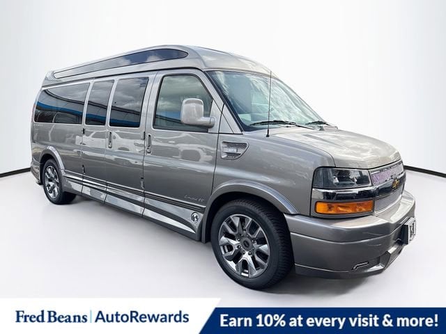 2025 Chevrolet Express Cargo Work Van's photo