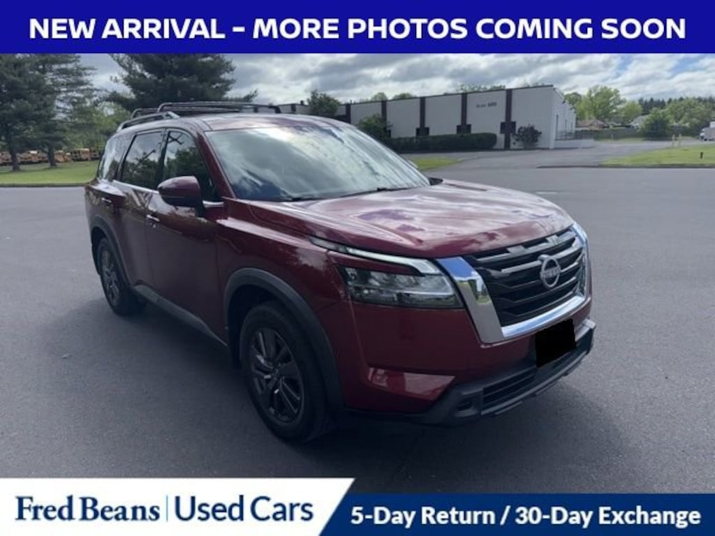 Used 2022 Nissan Pathfinder SV 4WD SUV