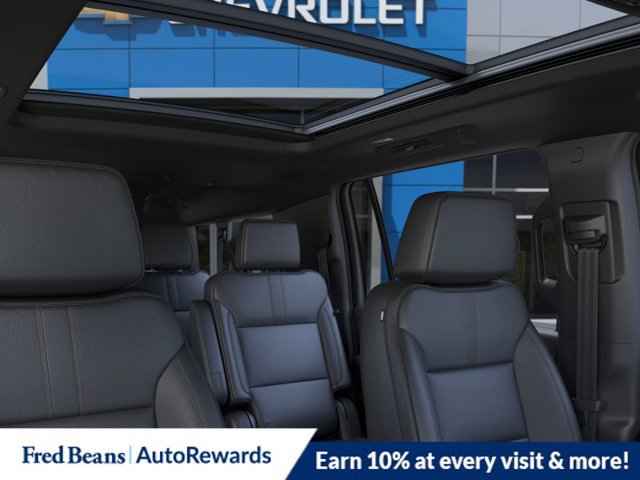 2027 Chevrolet Suburban RST - Photo 28