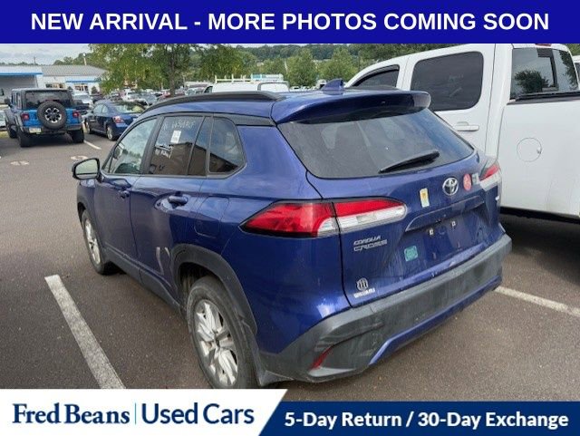 2022 Toyota Corolla Cross LE photo 4