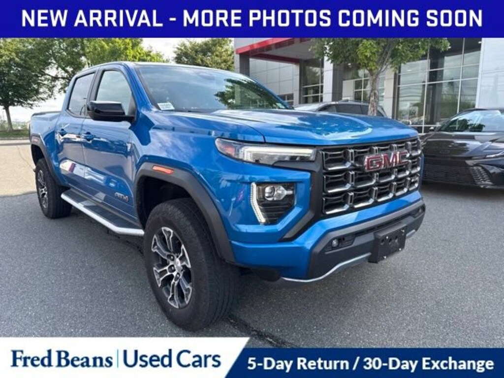 Used 2023 GMC Canyon 4WD AT4 Truck