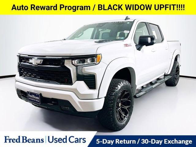 2022 Chevrolet Silverado 1500 RST photo 2