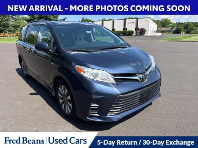 2020 Toyota Sienna LE