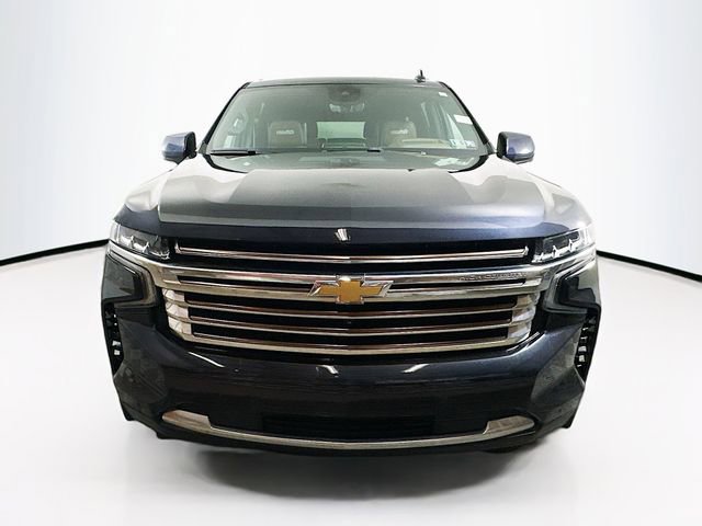 2023 Chevrolet Suburban High Country photo 2