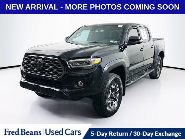 2022 Toyota Tacoma SR Double Cab photo 3
