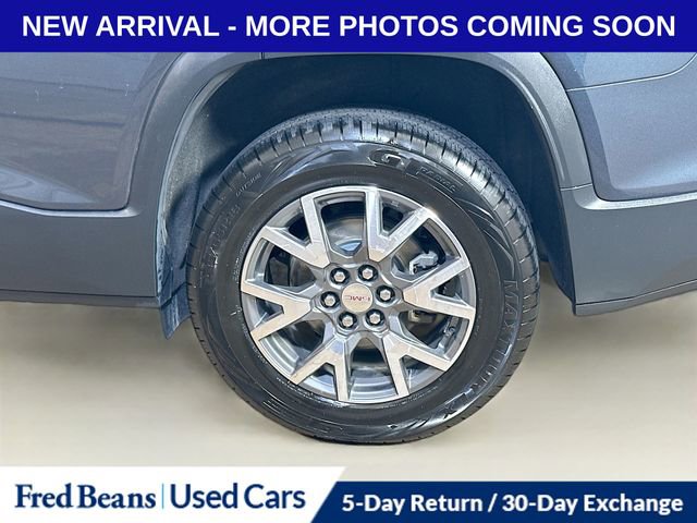 2020 Gmc Acadia SLE photo 4