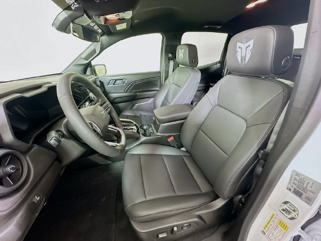 2026 Chevrolet Colorado Trail Boss - Photo 13
