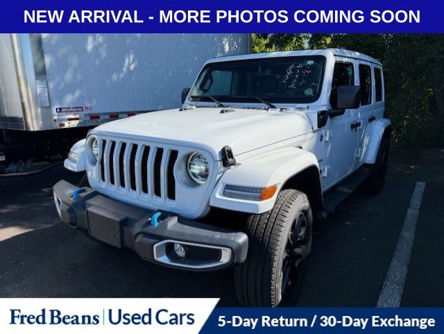 2022 Jeep Wrangler 4xe Unlimited Sahara photo 3