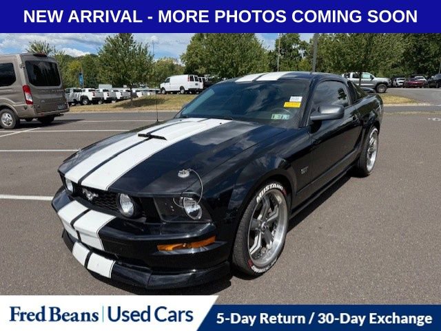 2007 Ford Mustang GT Deluxe photo 3