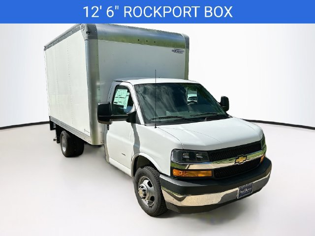  Chevrolet Express Cutaway 3500