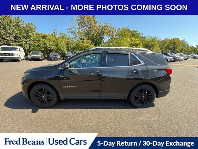 2020 Chevrolet Equinox LT photo 2