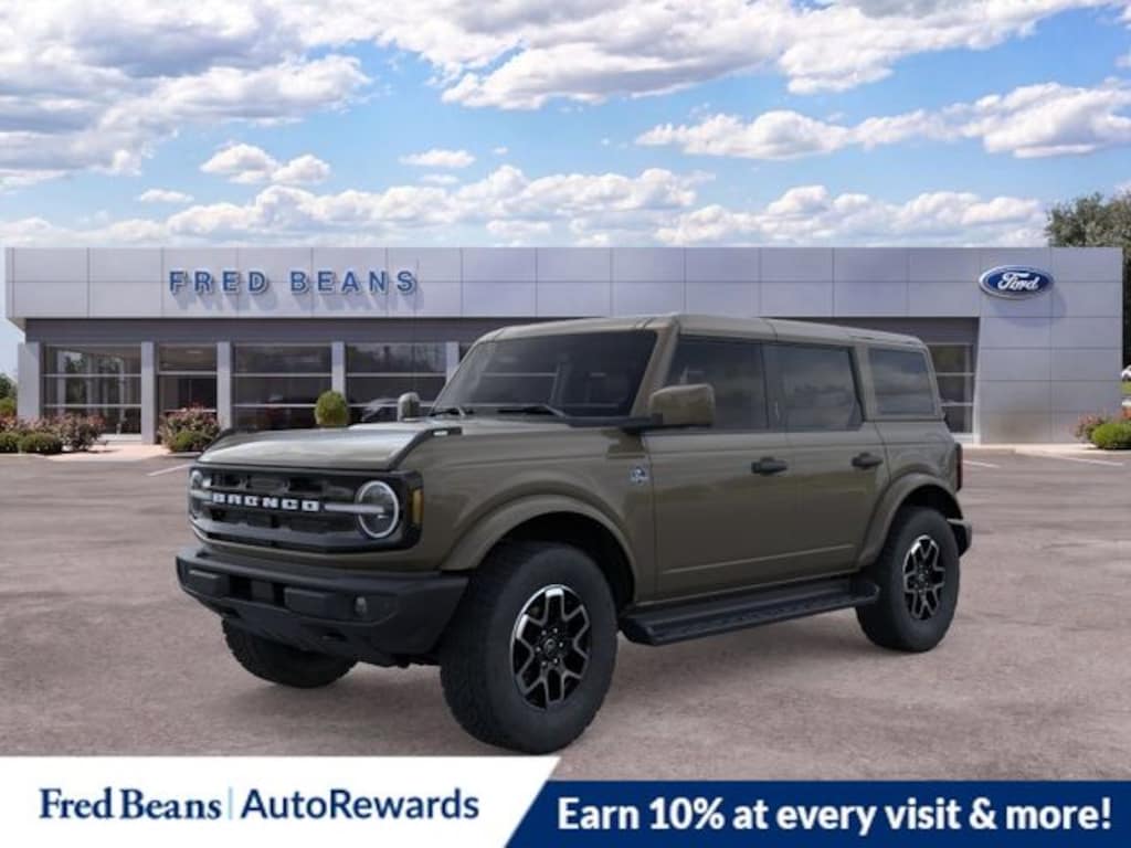 New 2026 Ford Bronco Outer Banks SUV