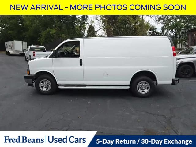 2023 Chevrolet Express 2500 Work Van Cargo photo 2