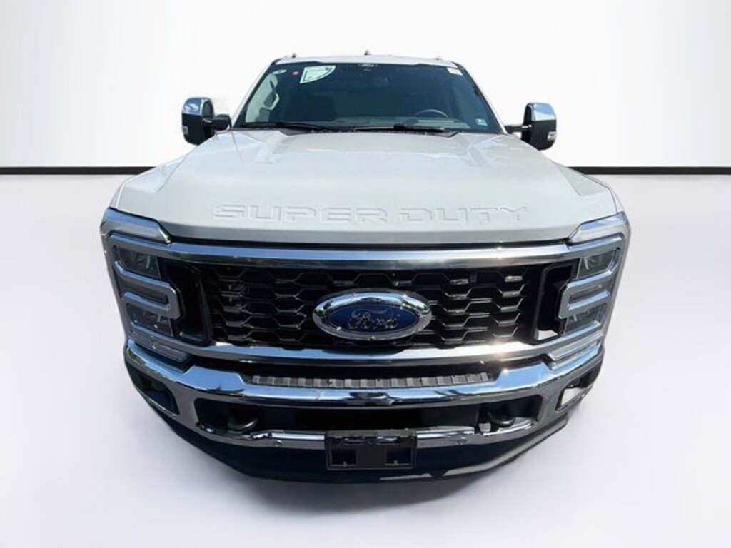New 2026 Ford F-350 Lariat Truck Crew Cab