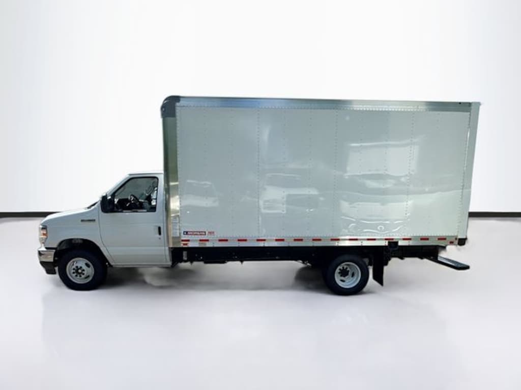 New 2027 Ford E-450 Cutaway Base Truck