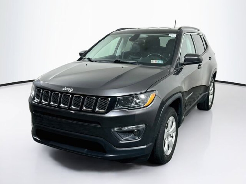 Used 2018 Jeep Compass Latitude SUV
