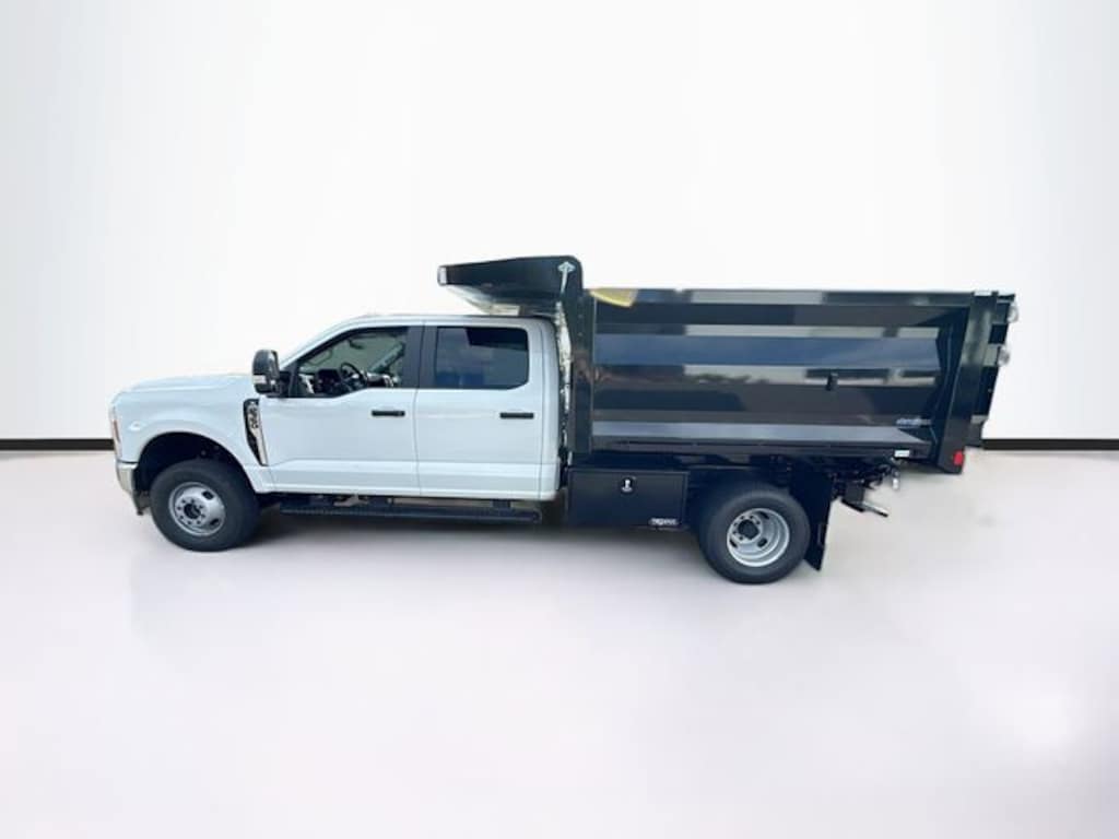 New 2026 Ford F-350 Chassis XL Truck Crew Cab