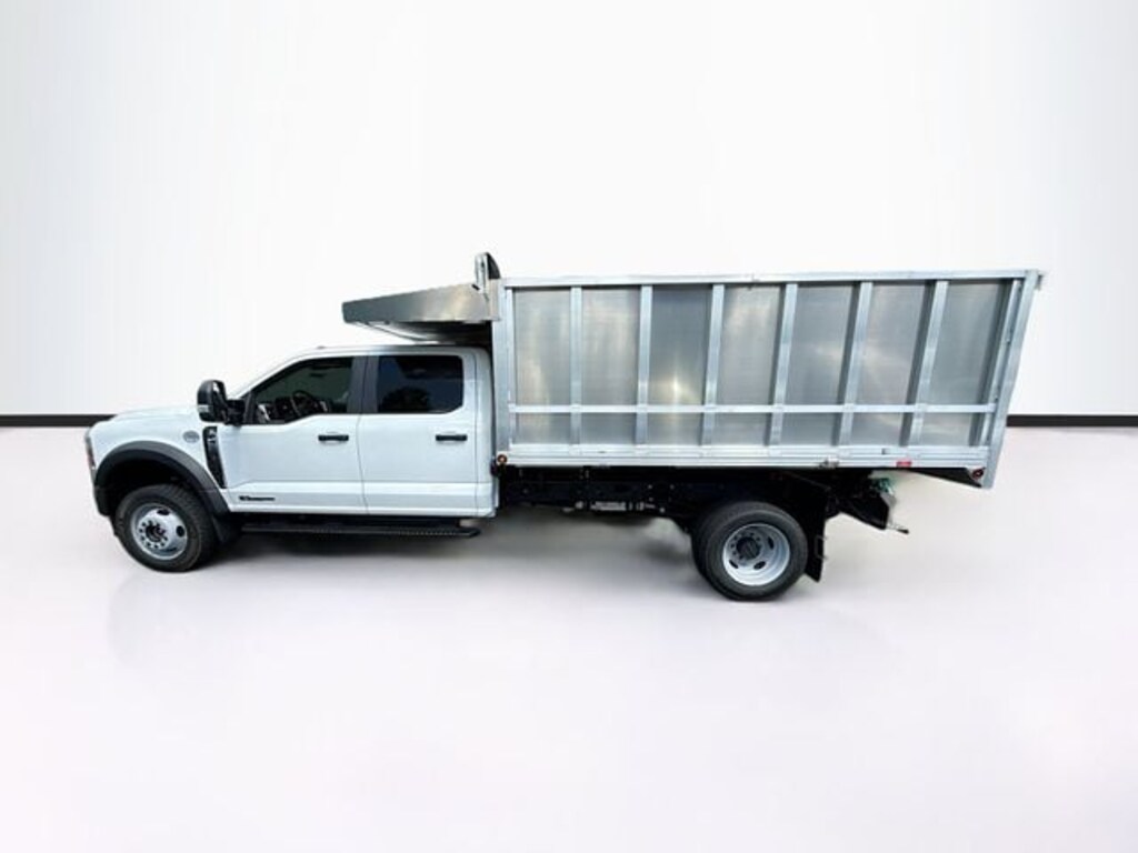 New 2026 Ford F-450 Chassis XL Truck Crew Cab