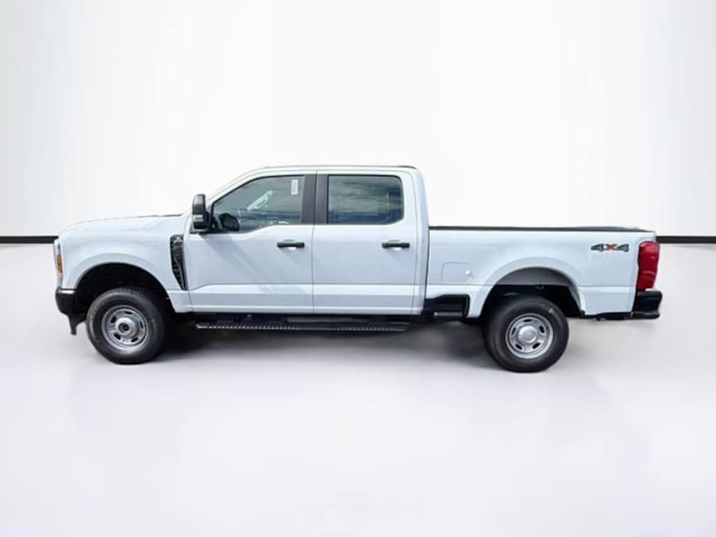 New 2026 Ford F-250 XL Truck Crew Cab