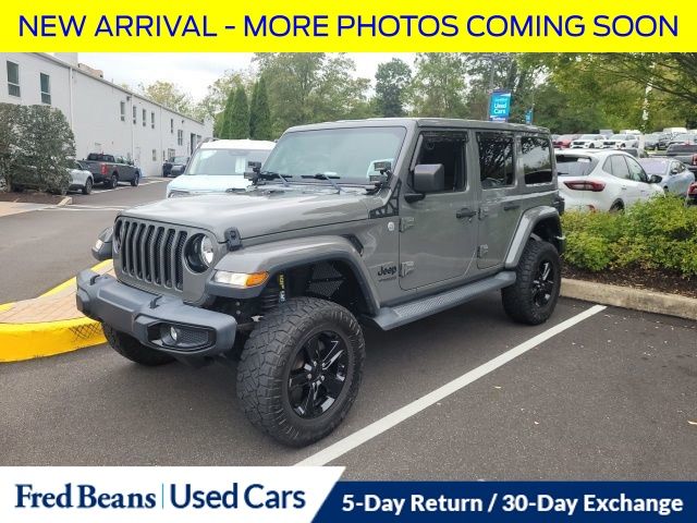 2020 Jeep Wrangler Unlimited Sahara photo 2