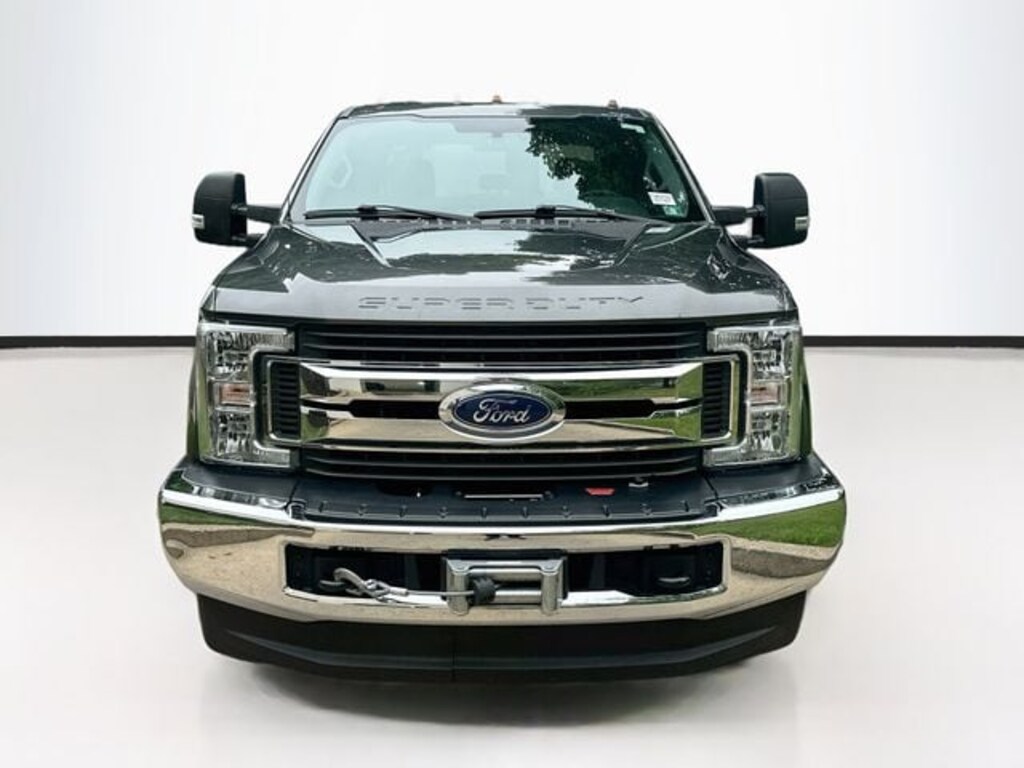 Used 2018 Ford F-250SD XL Truck Crew Cab