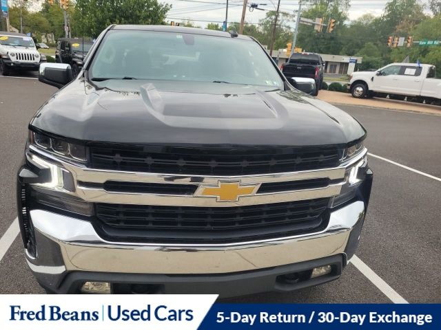 2021 Chevrolet Silverado 1500 LT photo 3