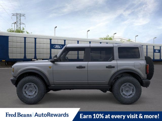 2025 Ford Bronco Badlands photo 3