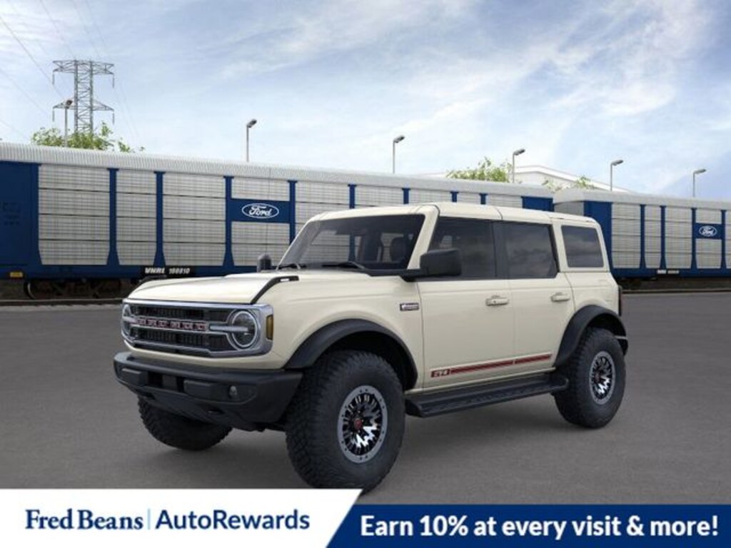 New 2026 Ford Bronco Outer Banks SUV