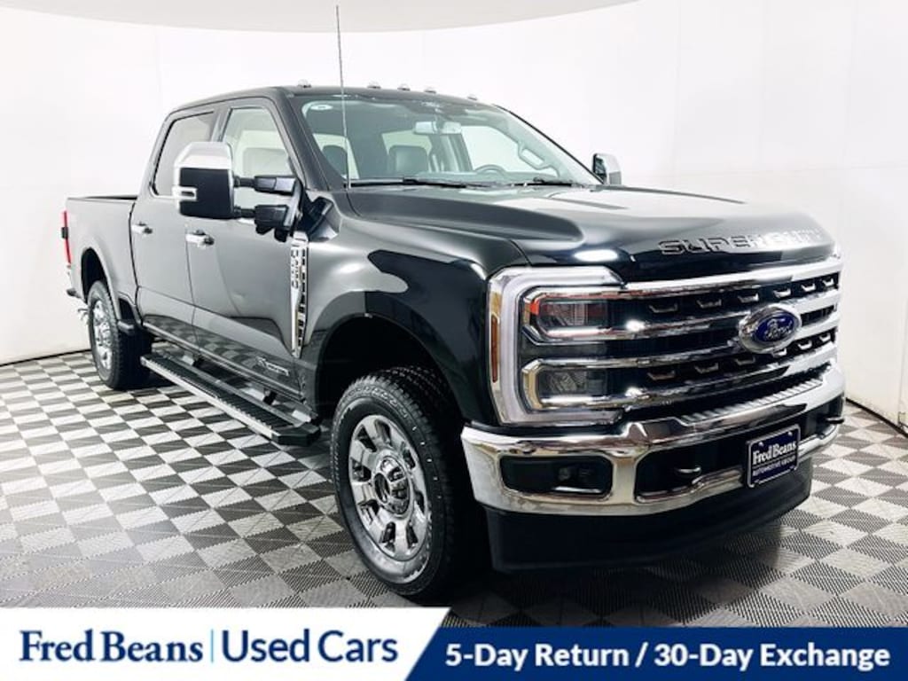 Used 2026 Ford F-250SD Lariat Truck Crew Cab