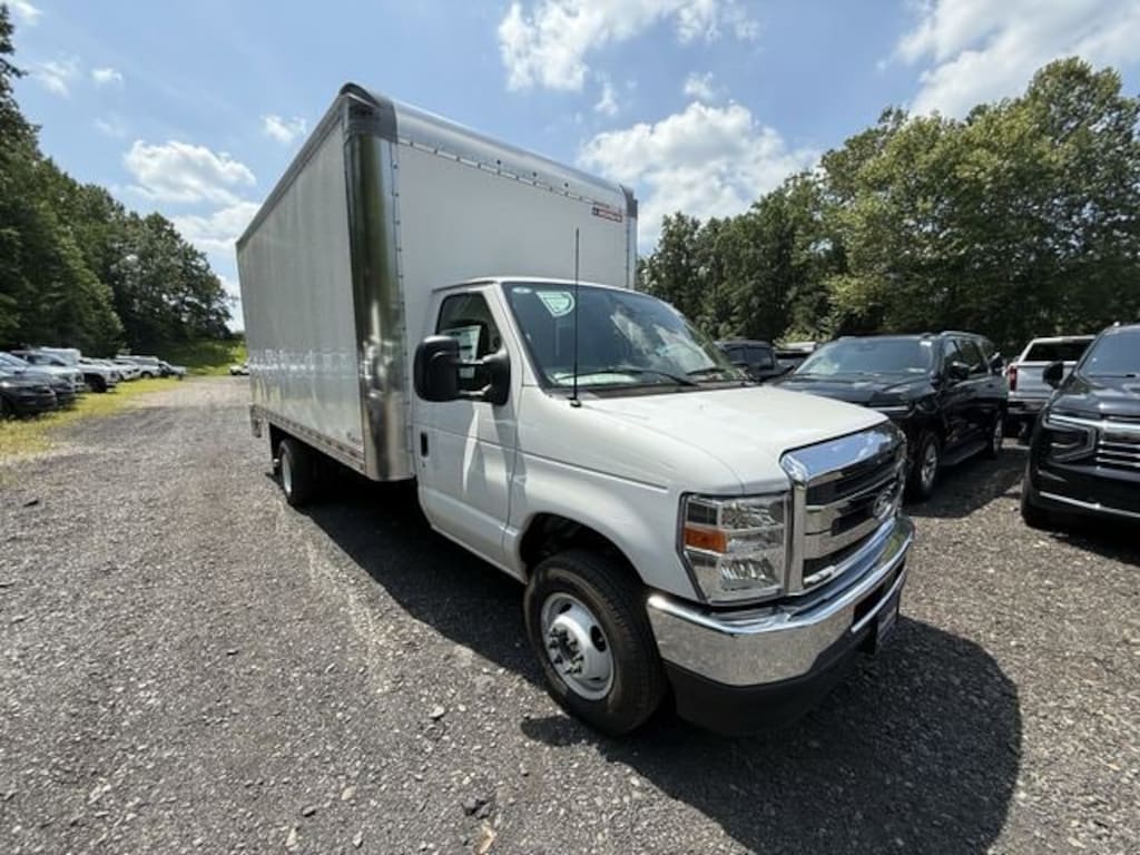 New 2026 Ford E-450 Cutaway Base Truck