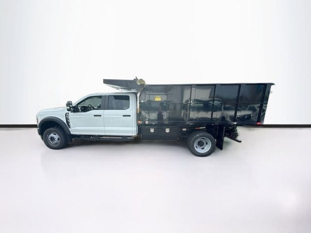 New 2026 Ford F-450 Chassis XL Truck Crew Cab