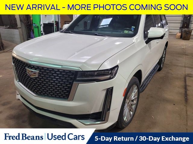 2023 Cadillac Escalade Premium Luxury photo 2