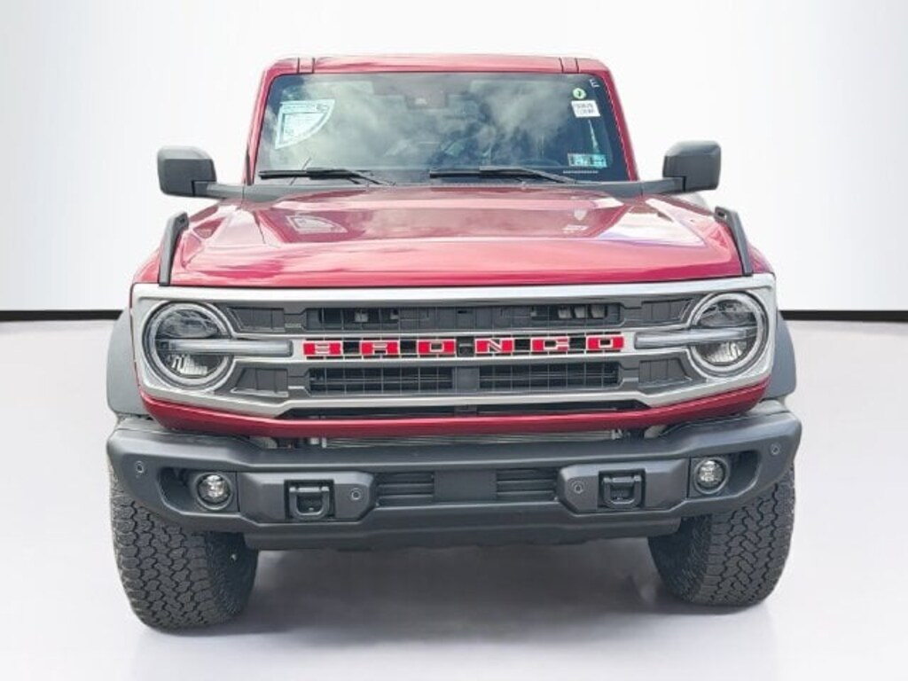 New 2026 Ford Bronco Outer Banks SUV