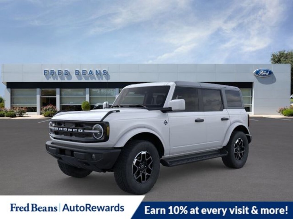 New 2026 Ford Bronco Outer Banks SUV