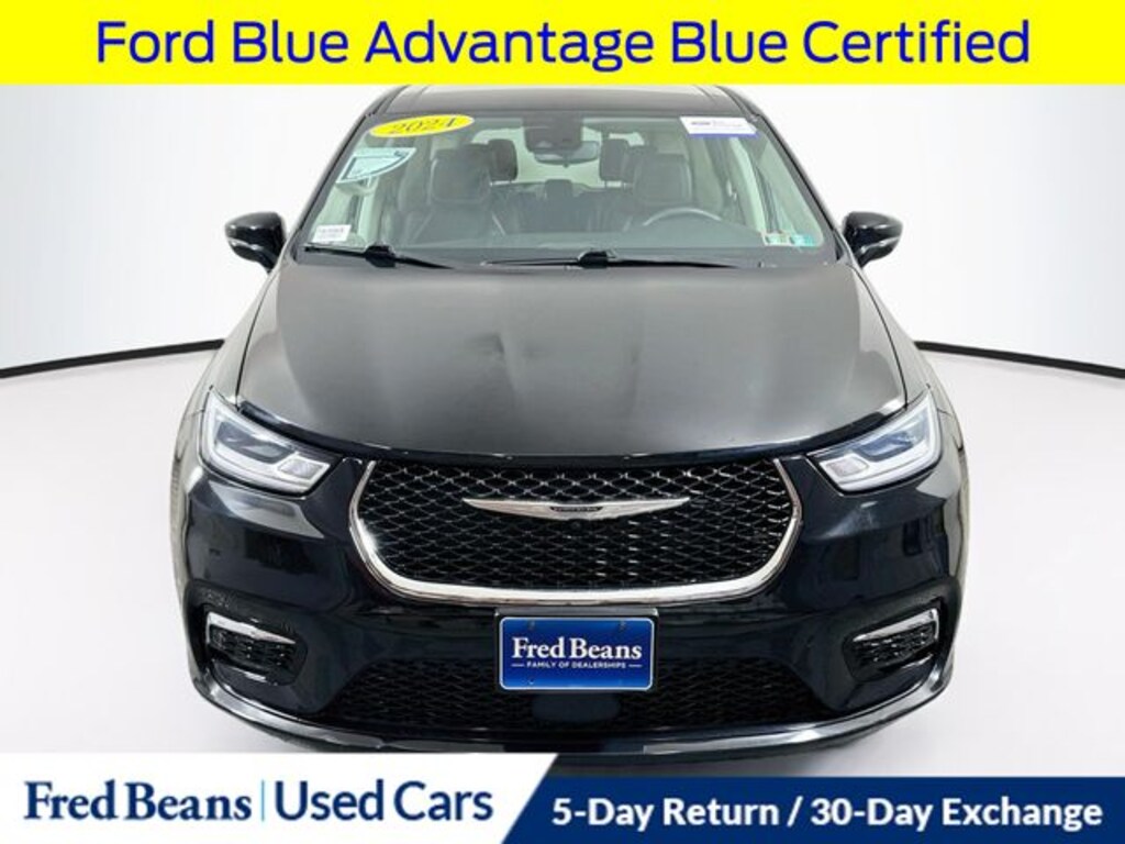 Used 2024 Chrysler Pacifica Touring L Van Passenger Van