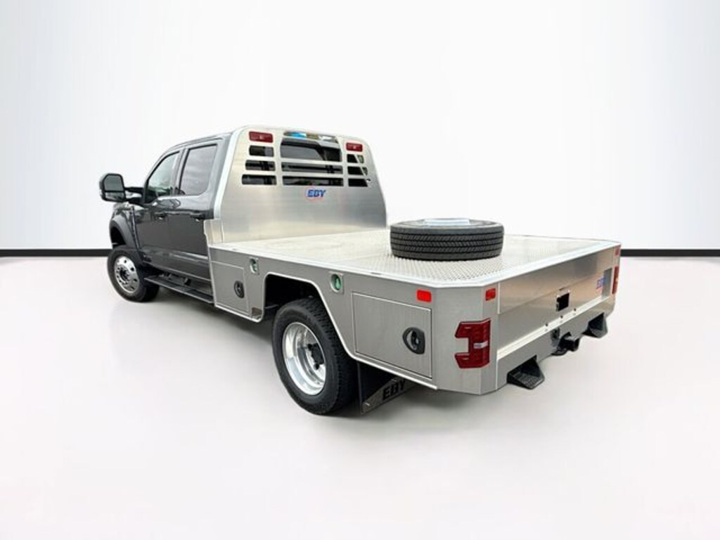 New 2026 Ford F-450 Chassis XLT Truck Crew Cab