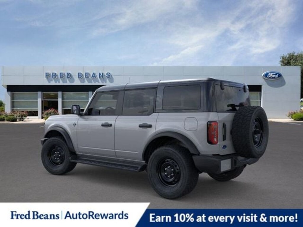 New 2026 Ford Bronco Outer Banks SUV